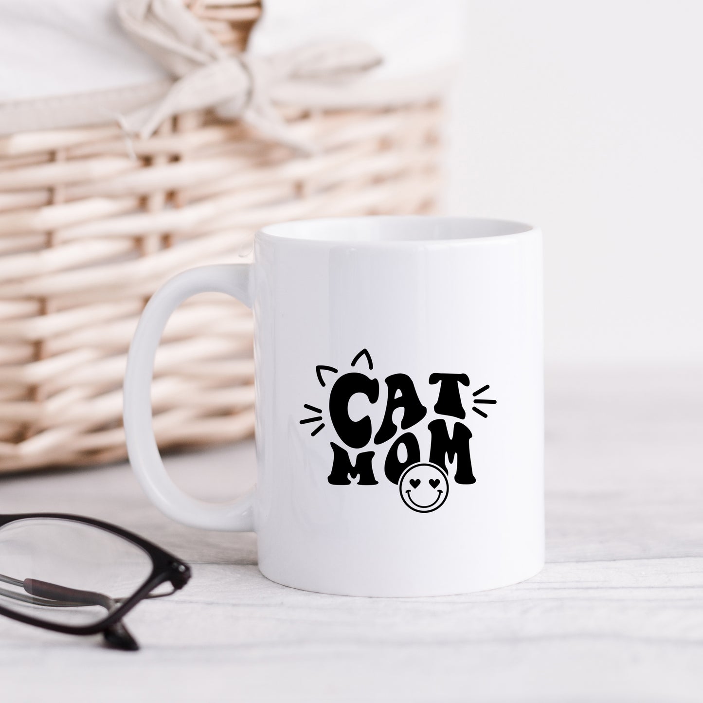 Cat Mom Smiley | Mug