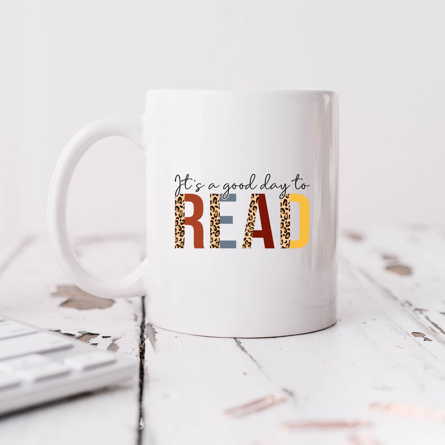 It's a Good Day to Read Leopard | Mug