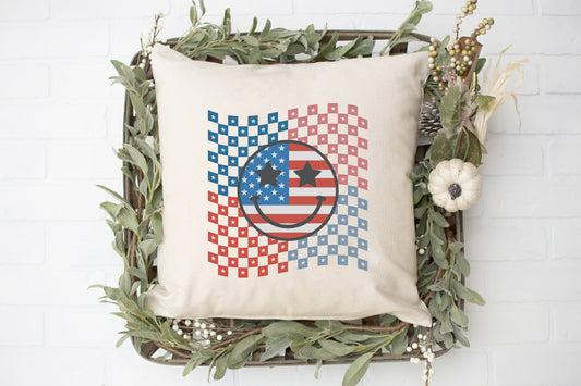 Checkered Patriotic Smiley Face | Pillow Cover